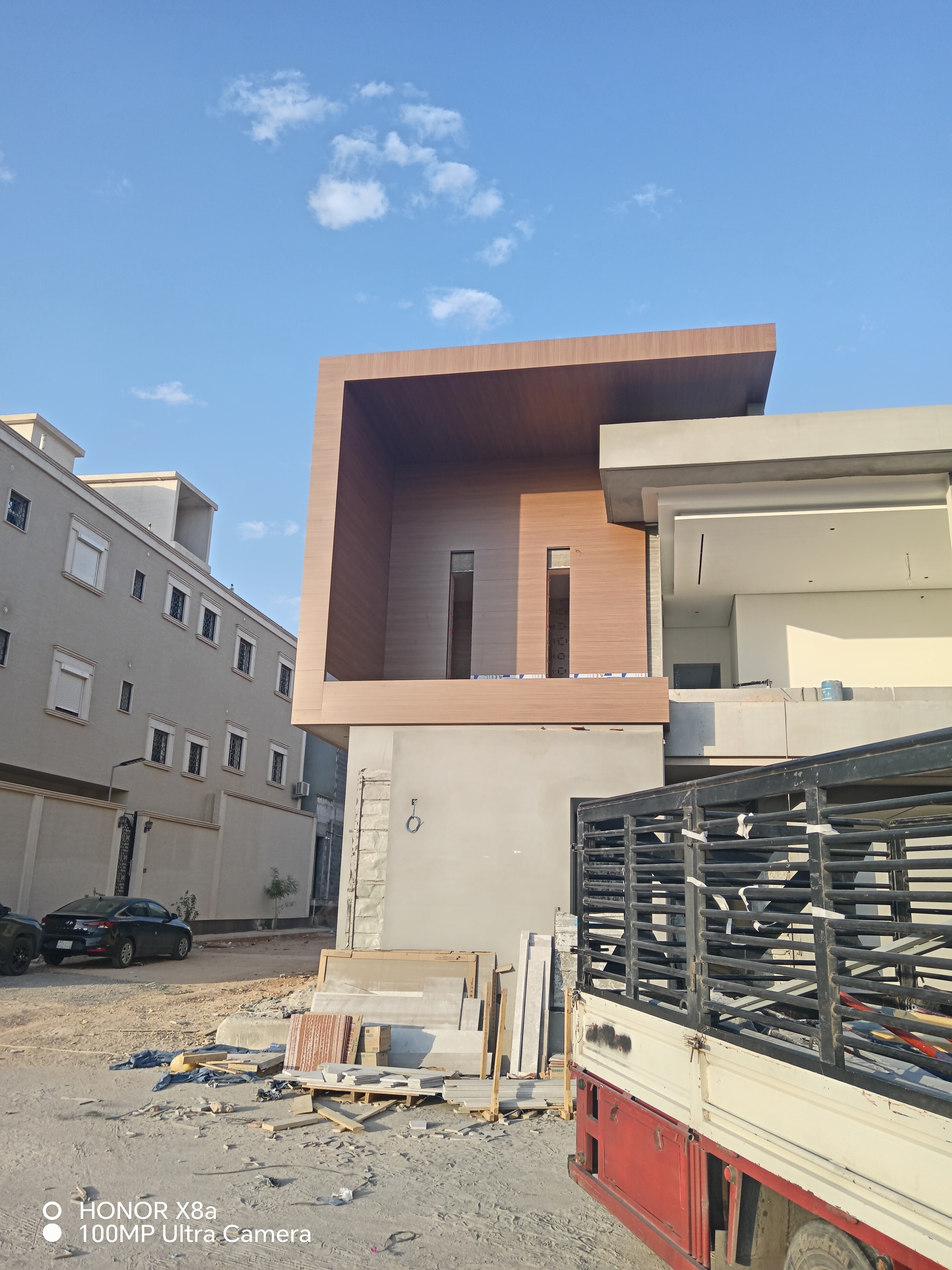 كلادينج واجهات