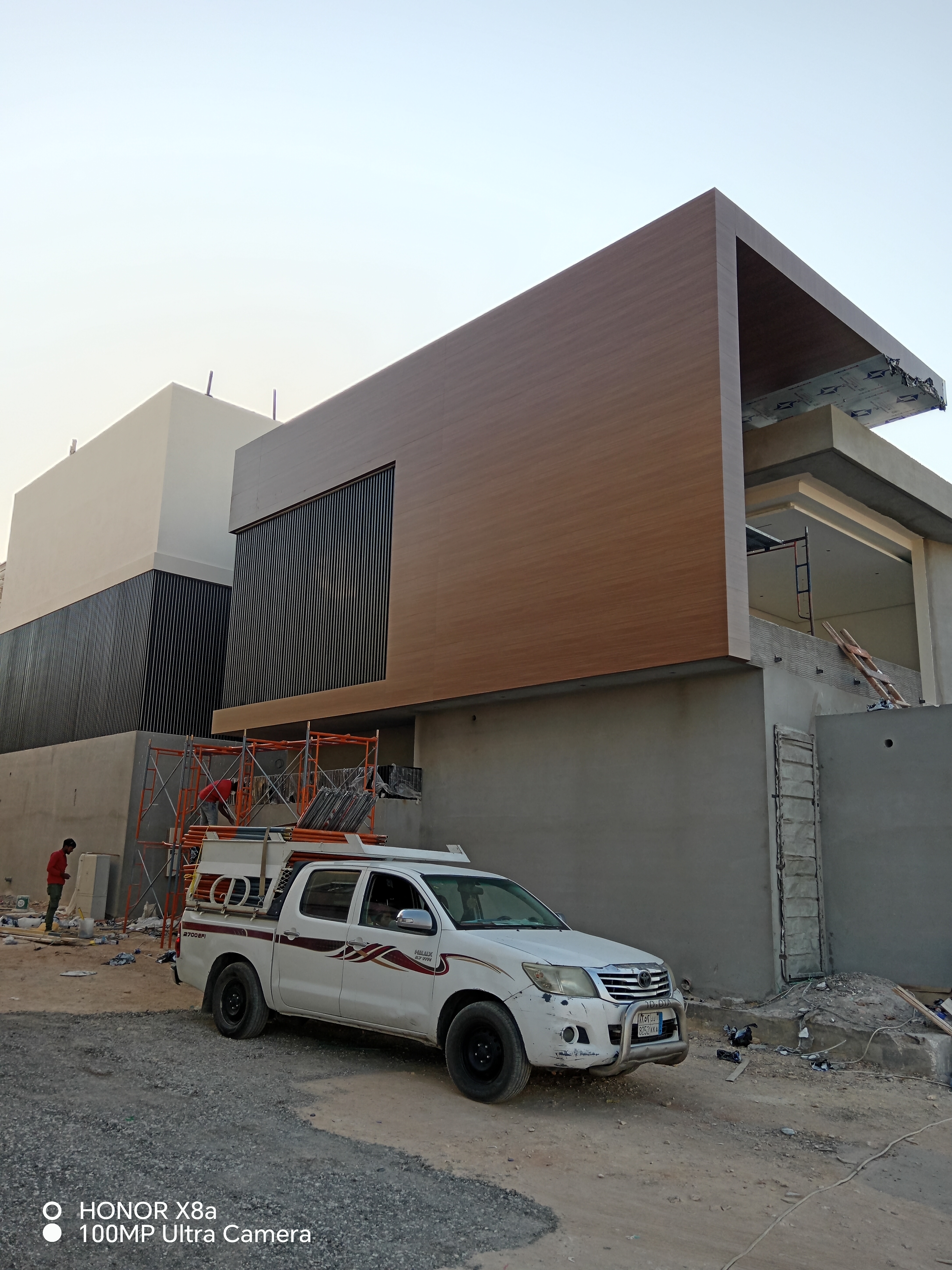 كلادينج وديكورات